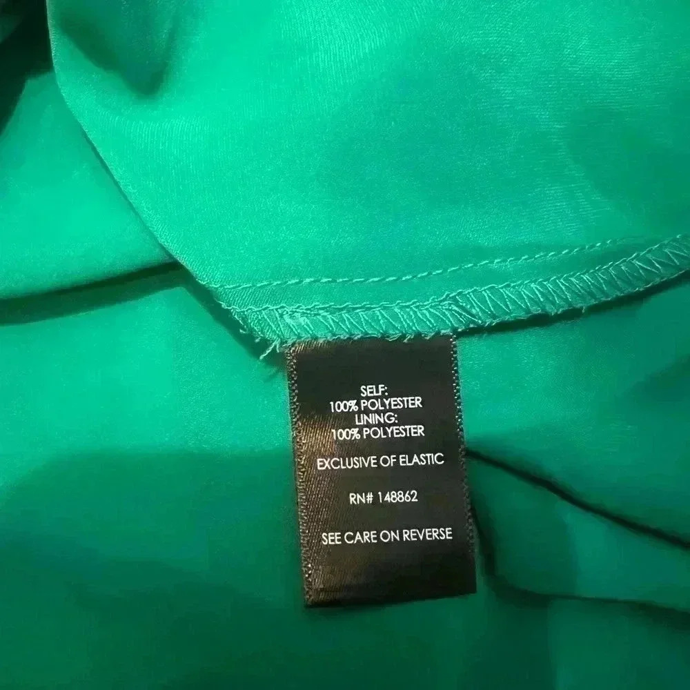 Torrid Size 0 Beautiful Emerald Green Spaghetti Adjustable Strap, great Quality - Picture 7 of 10
